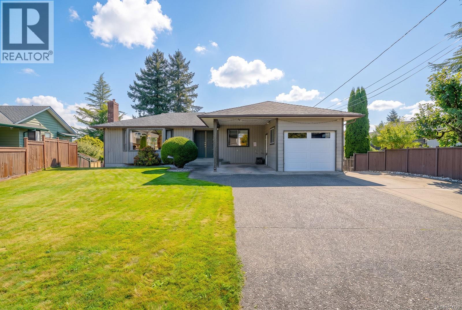 551 Birch St S, Campbell River, British Columbia