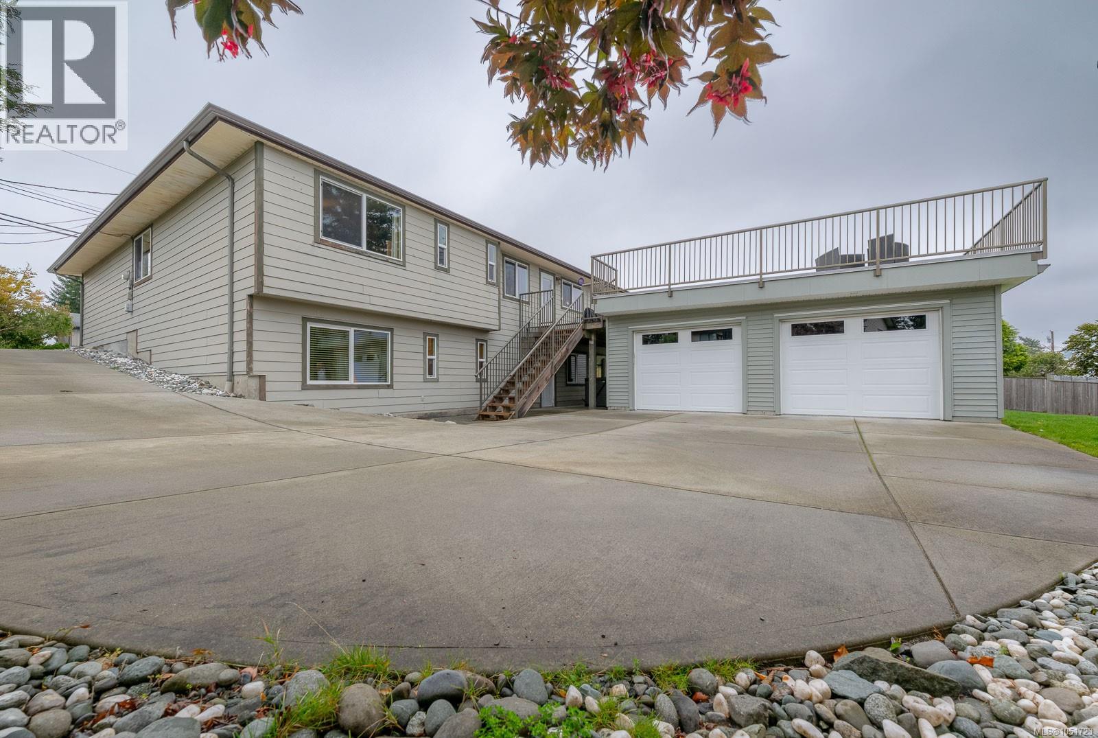 551 Birch St S, Campbell River, British Columbia