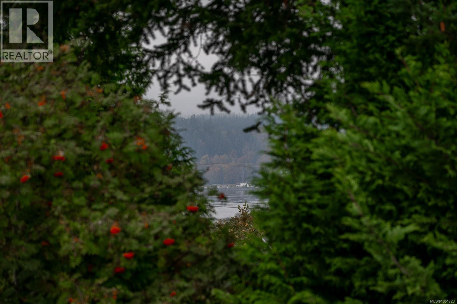 551 Birch St S, Campbell River, British Columbia