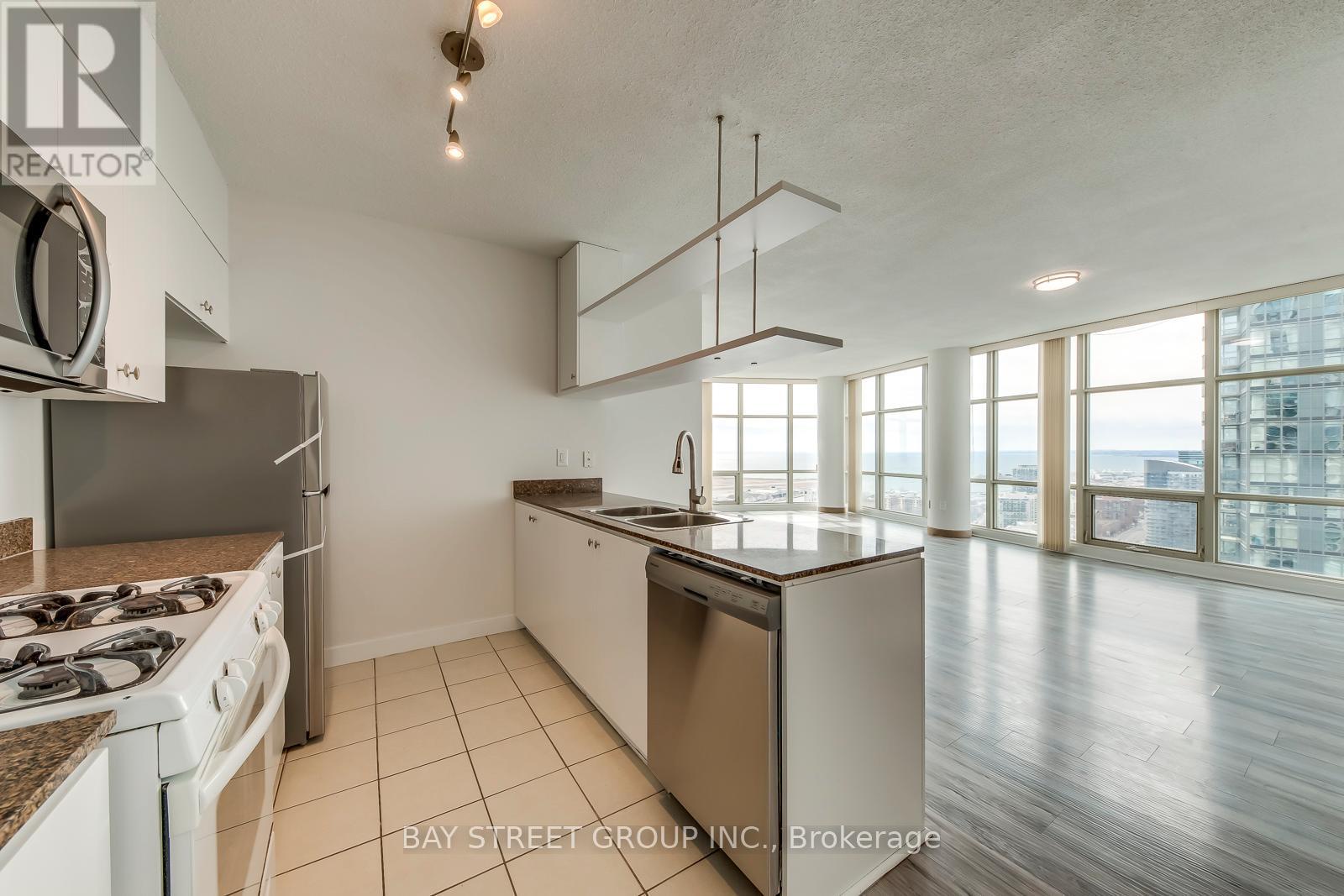 3912 - 35 Mariner Terrace, Toronto (waterfront Communities), Ontario