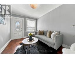 372 BLACKTHORN AVENUE