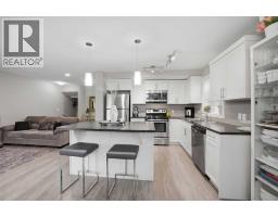 427 Redstone View NE