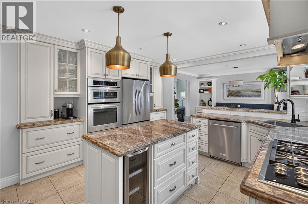 4461 Tremineer Avenue, Burlington, Ontario