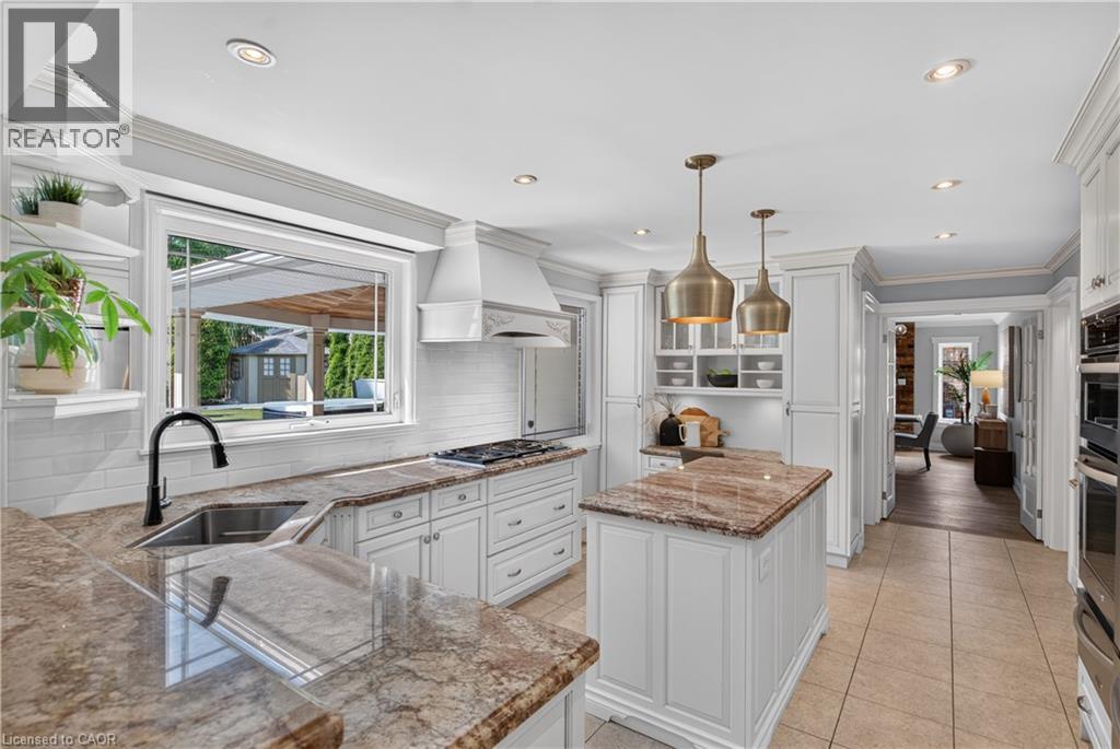 4461 Tremineer Avenue, Burlington, Ontario