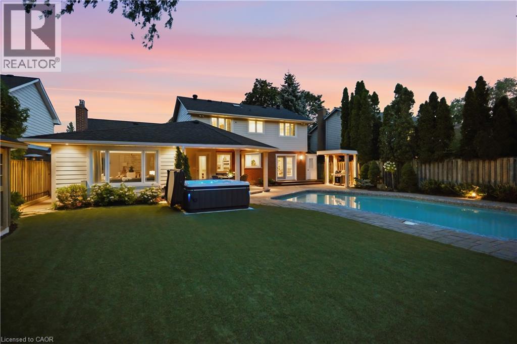 4461 Tremineer Avenue, Burlington, Ontario