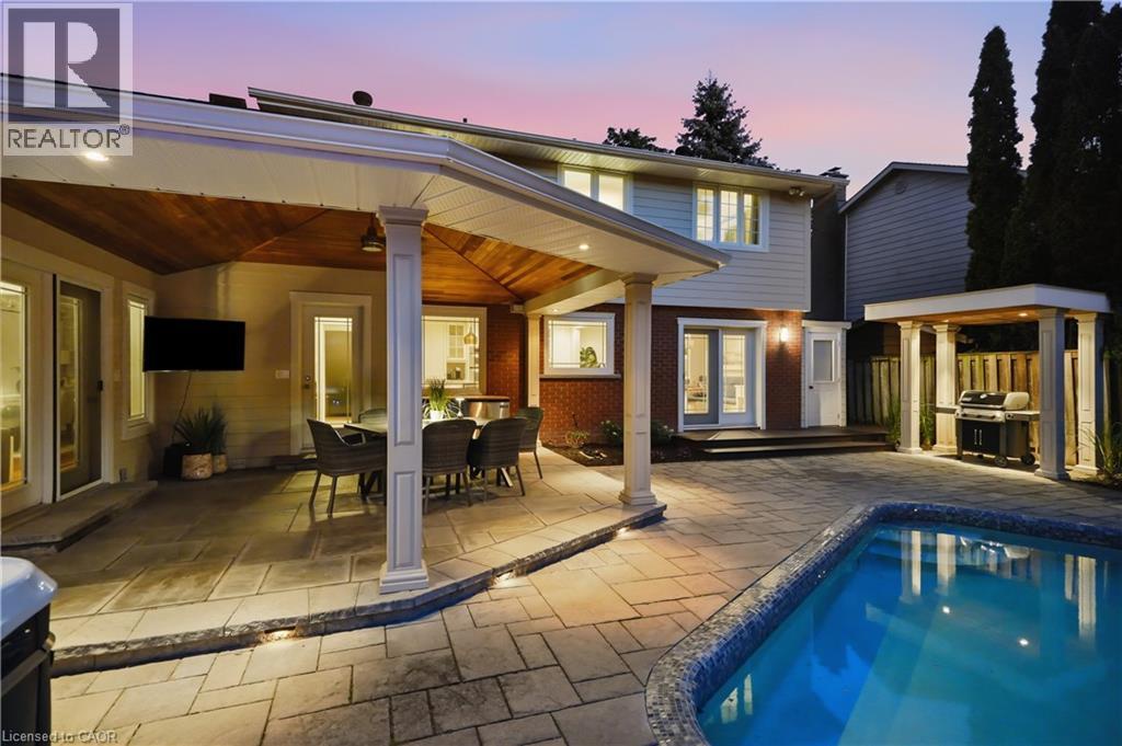 4461 Tremineer Avenue, Burlington, Ontario