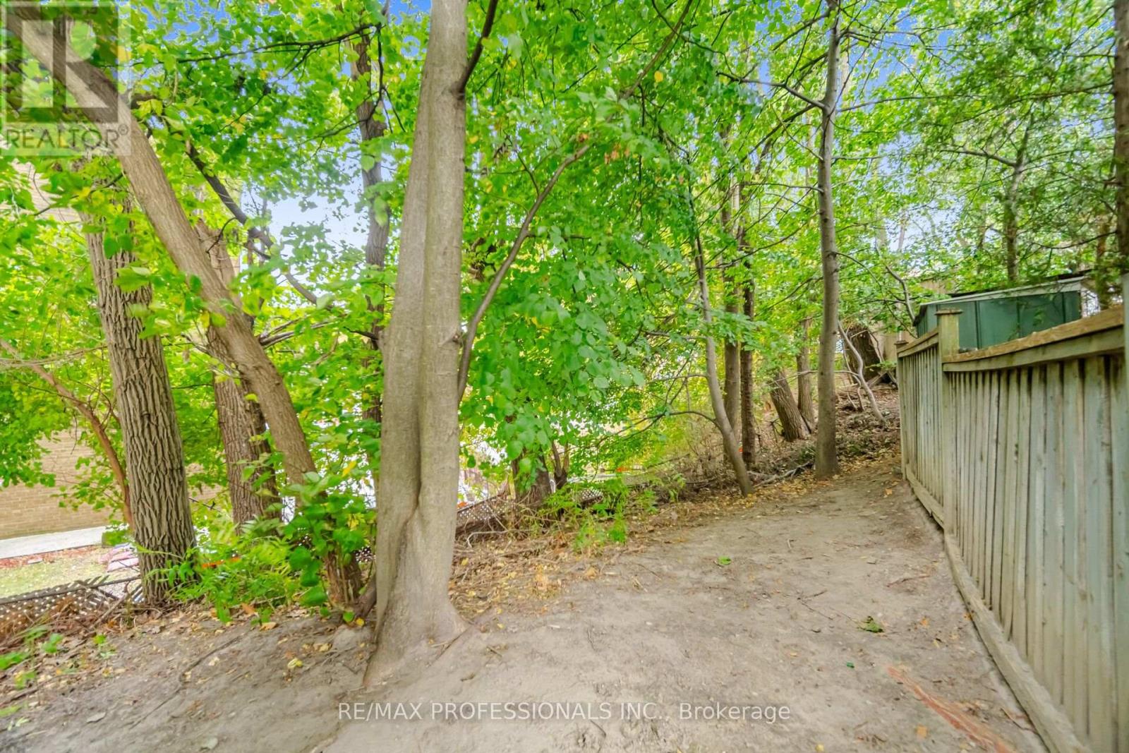 9 Humber Ridge Drive, Toronto (stonegate-queensway), Ontario