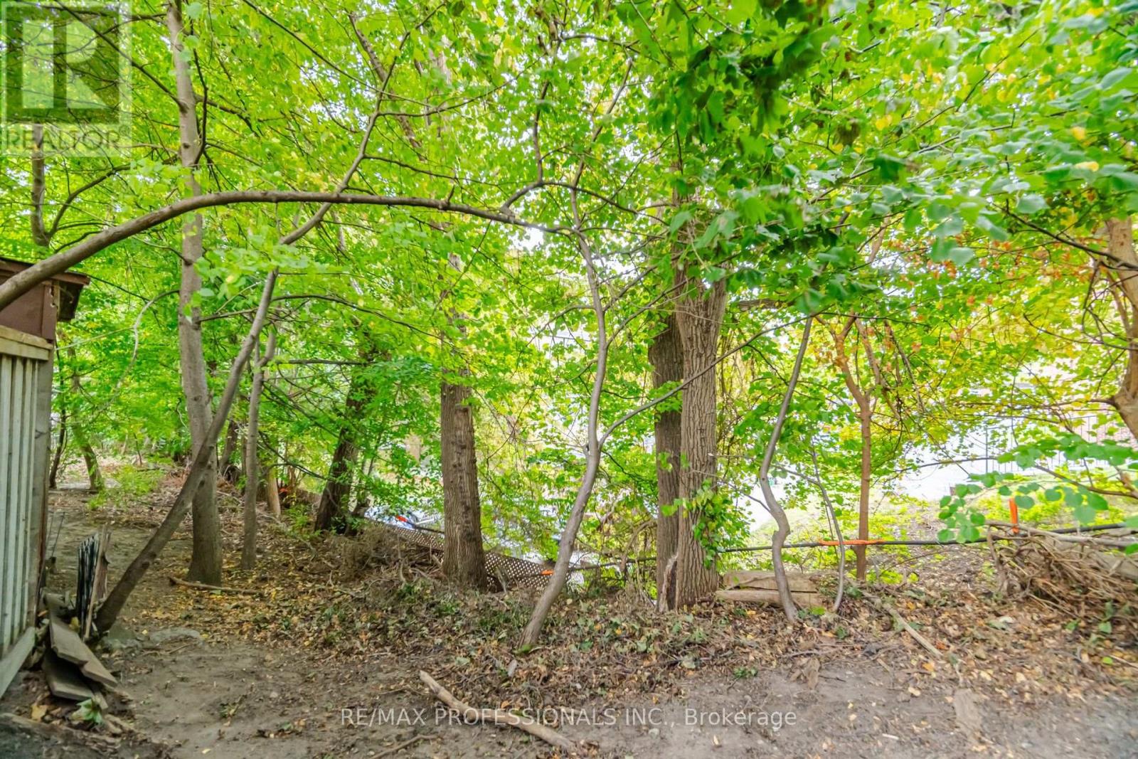 9 Humber Ridge Drive, Toronto (stonegate-queensway), Ontario