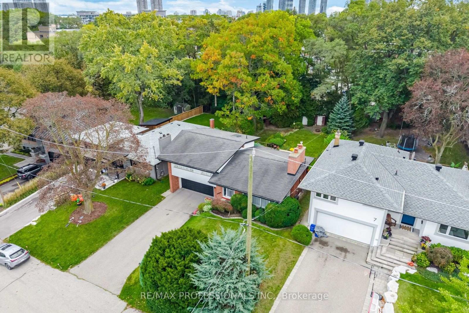 9 Humber Ridge Drive, Toronto (stonegate-queensway), Ontario