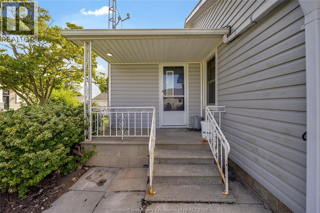 52 Prospect Street, Tilbury, Ontario