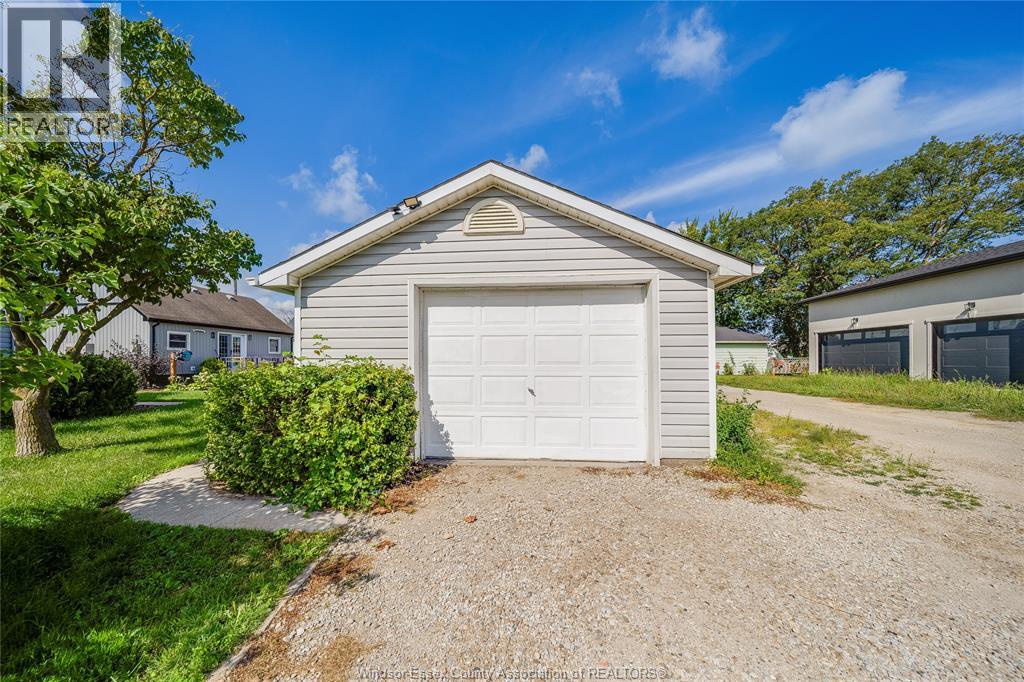 52 Prospect Street, Tilbury, Ontario