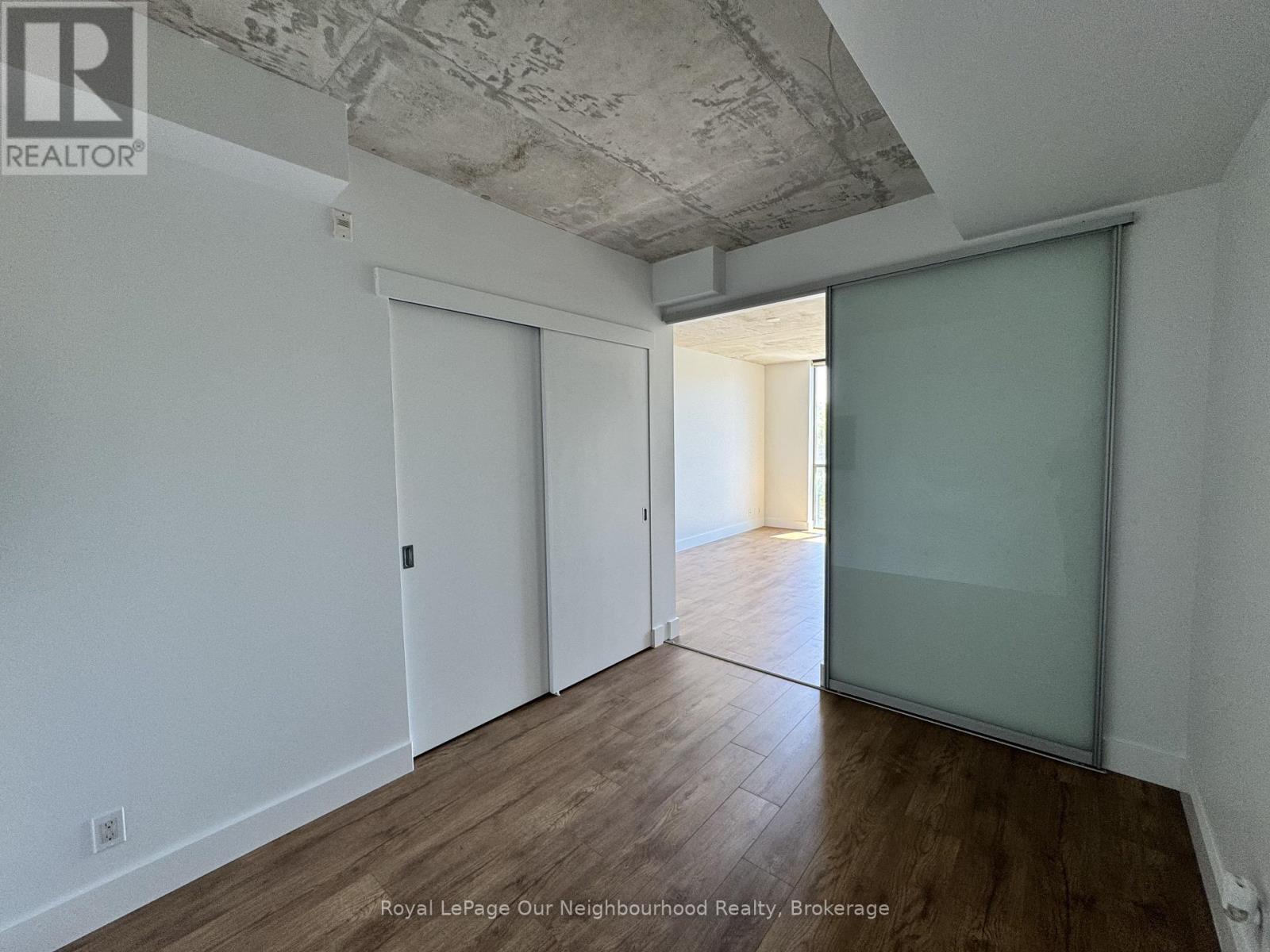 308 - 2 Gladstone Avenue, Toronto (little Portugal), Ontario