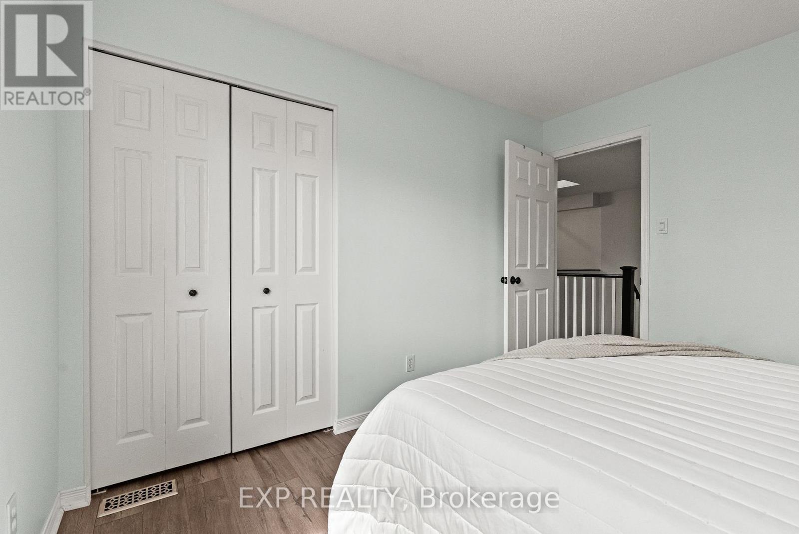 112 Redcliff Avenue, Ottawa, Ontario