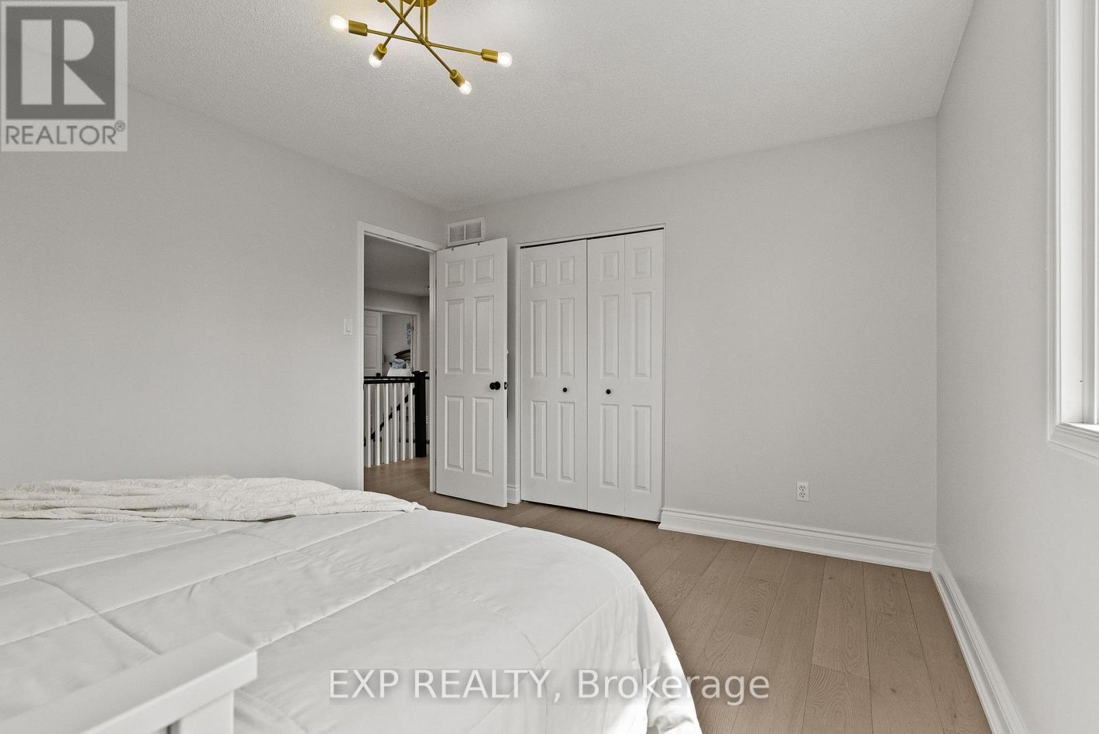 112 Redcliff Avenue, Ottawa, Ontario
