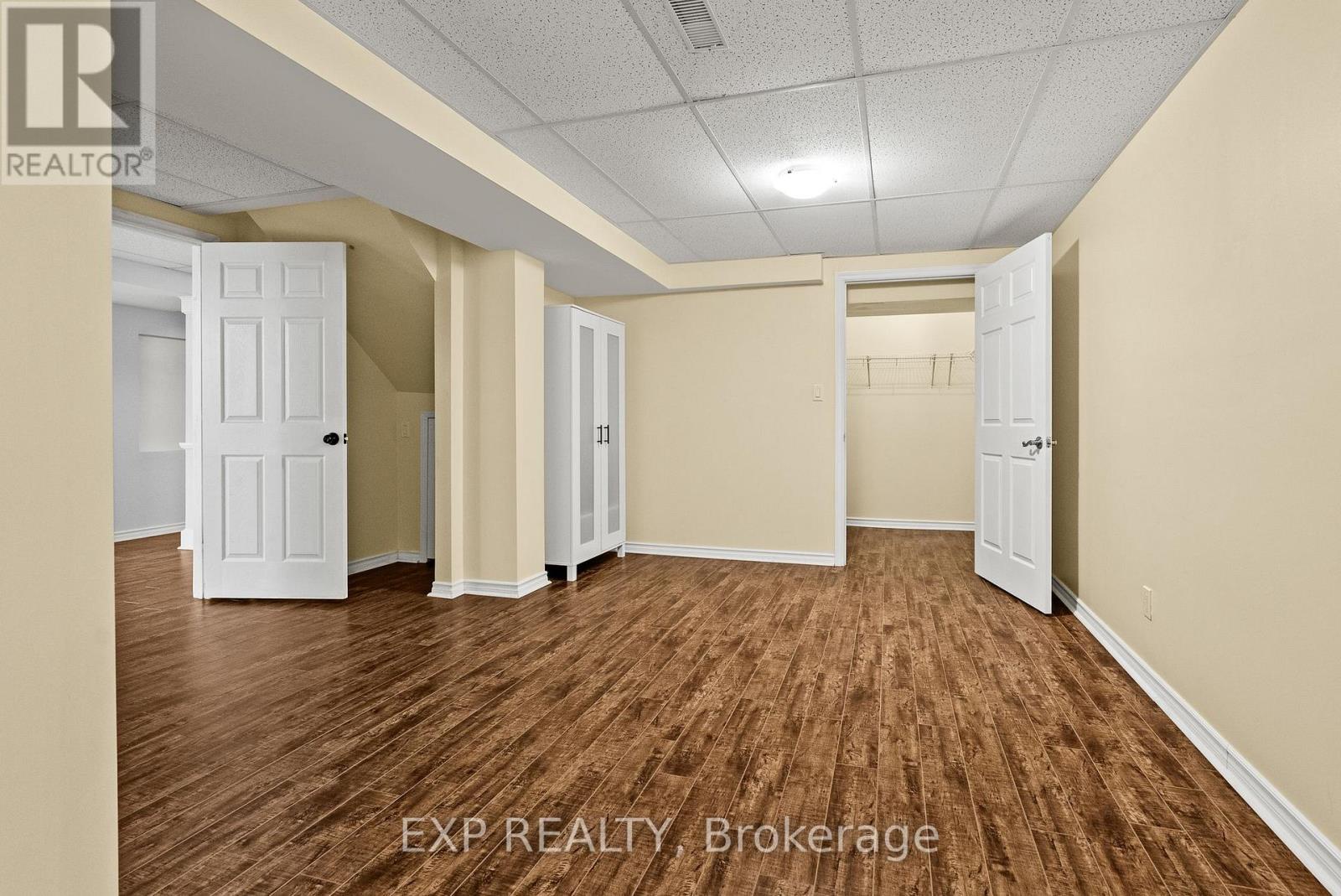 112 Redcliff Avenue, Ottawa, Ontario