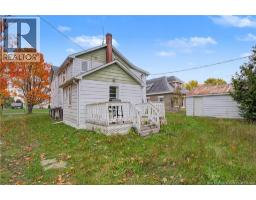 77 Carelton