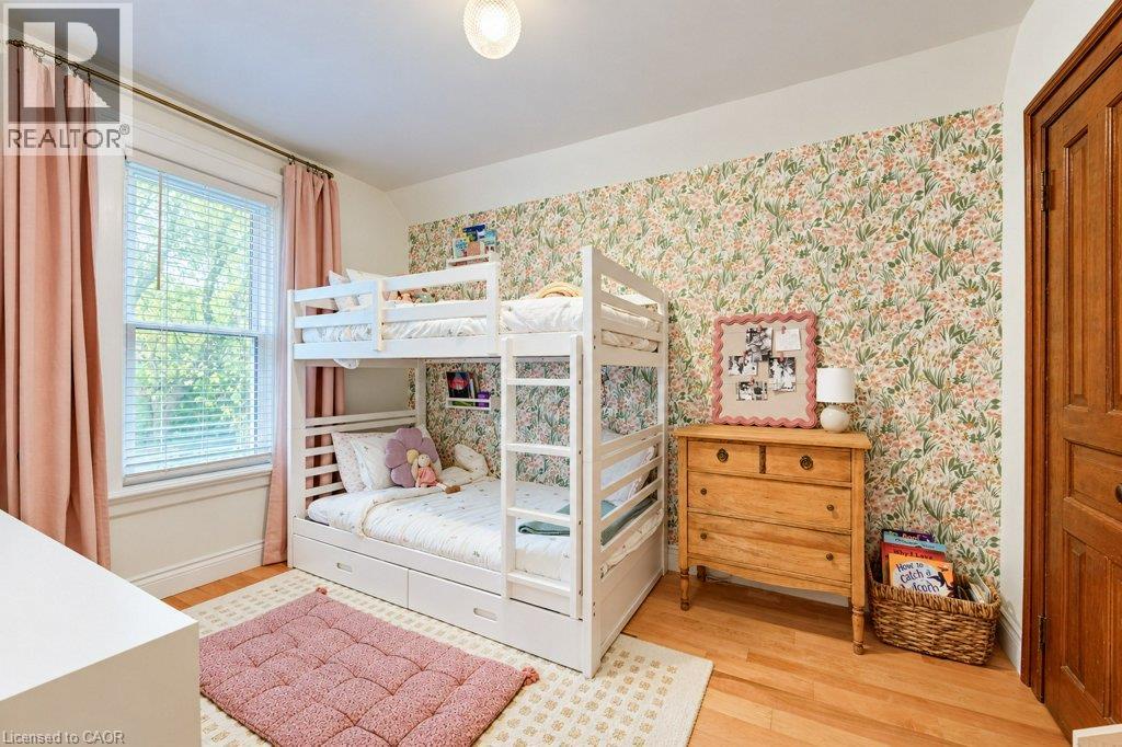 22 Whitney Place, Kitchener, Ontario
