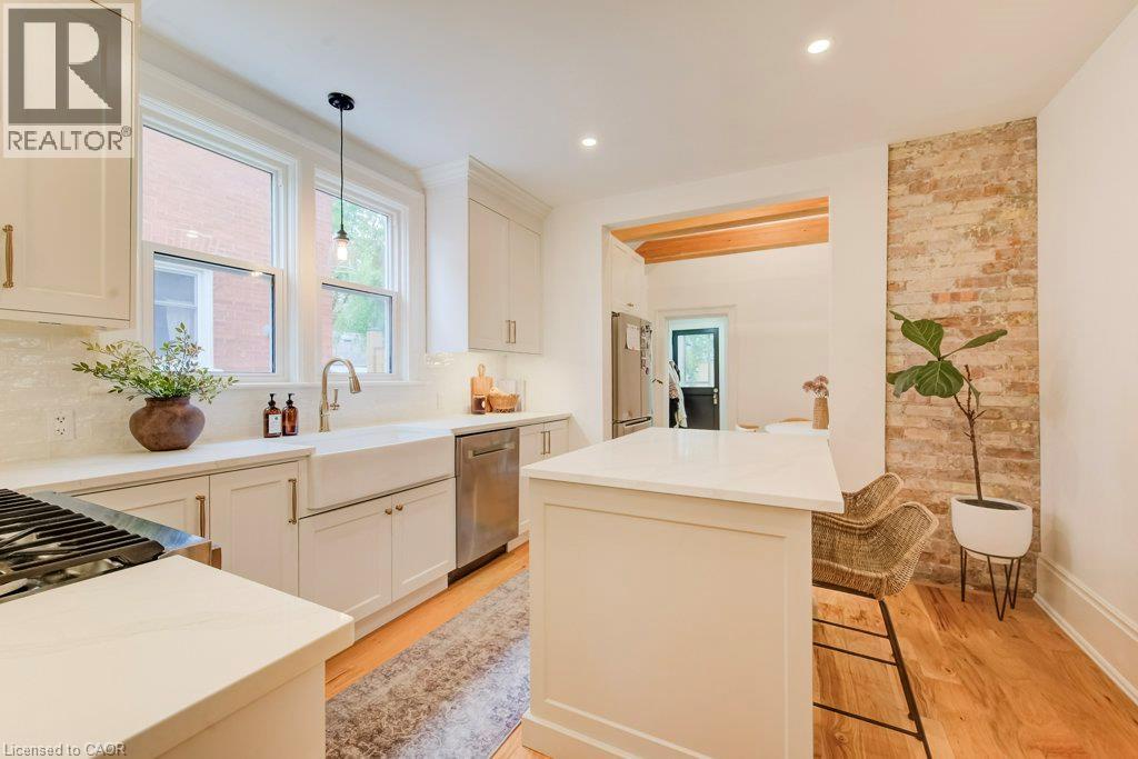 22 Whitney Place, Kitchener, Ontario
