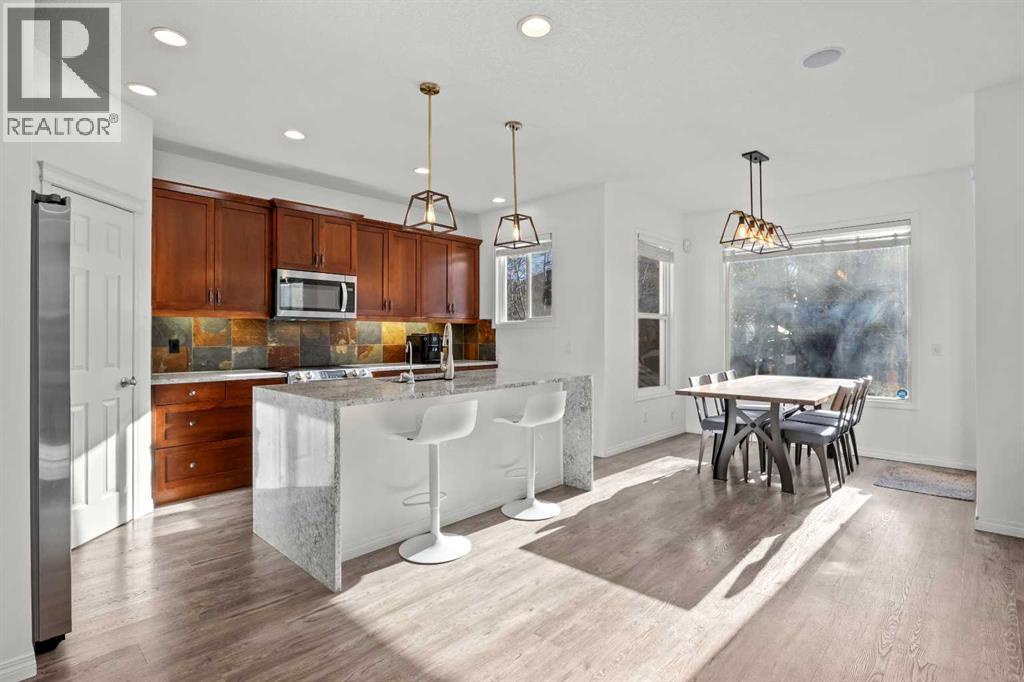 203 St Moritz Drive Sw, Calgary, Alberta
