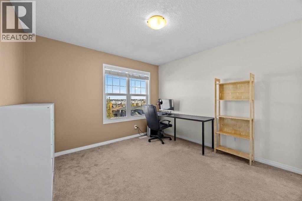 203 St Moritz Drive Sw, Calgary, Alberta