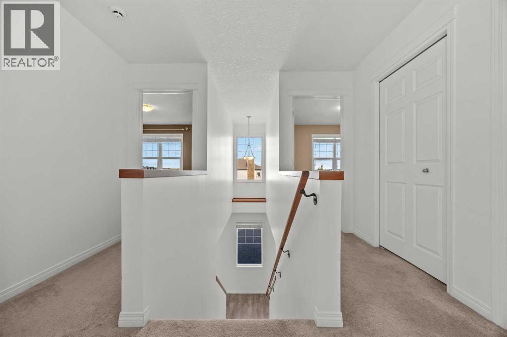 203 St Moritz Drive Sw, Calgary, Alberta