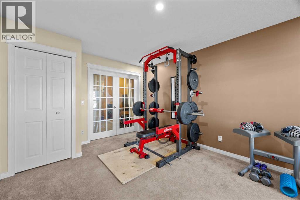 203 St Moritz Drive Sw, Calgary, Alberta