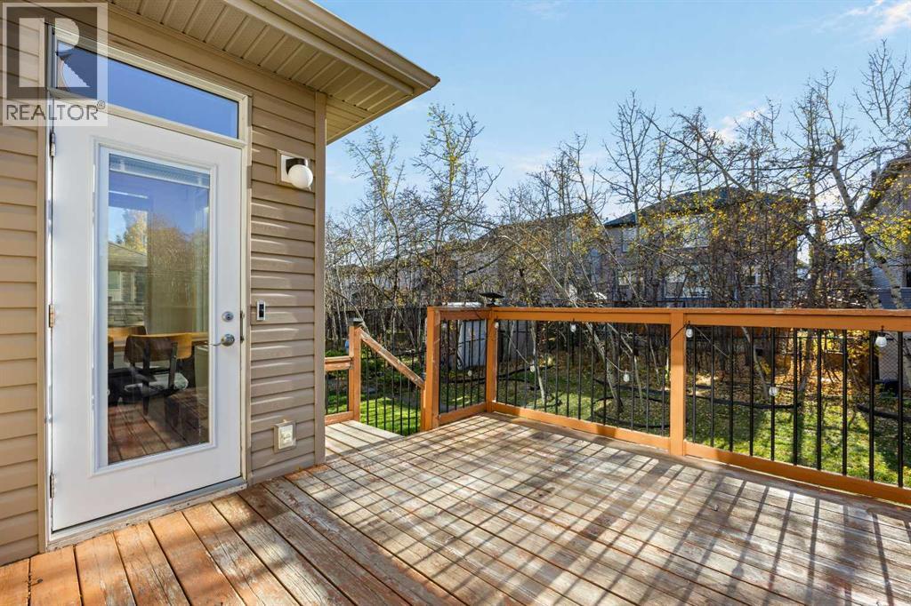 203 St Moritz Drive Sw, Calgary, Alberta