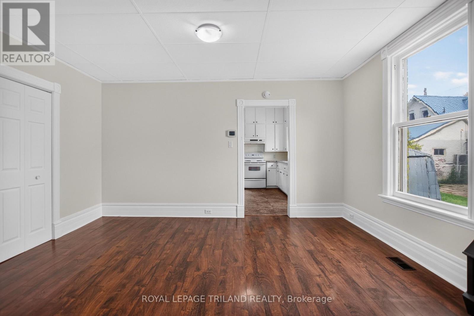 2.5 Antrim Street, St. Thomas, Ontario