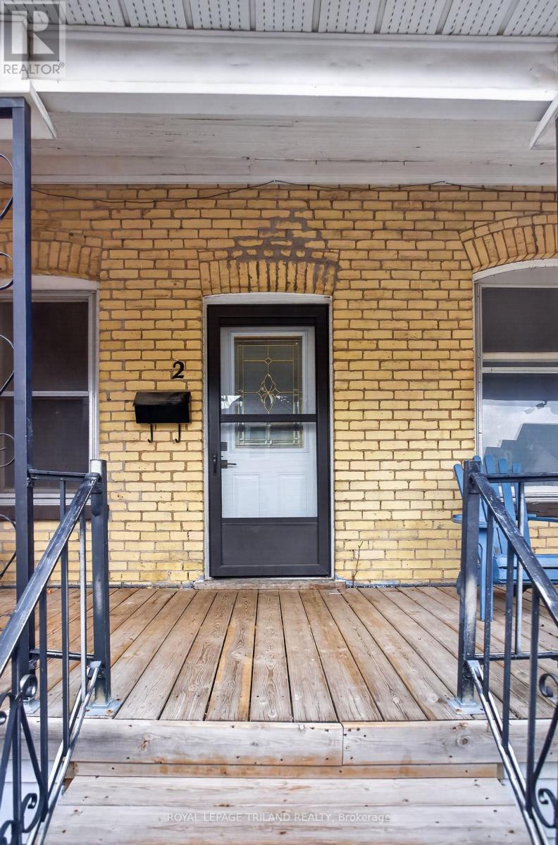 2.5 Antrim Street, St. Thomas, Ontario