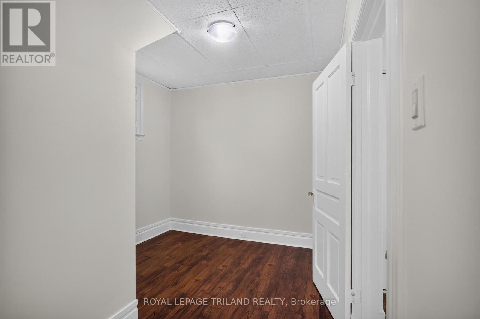 2.5 Antrim Street, St. Thomas, Ontario