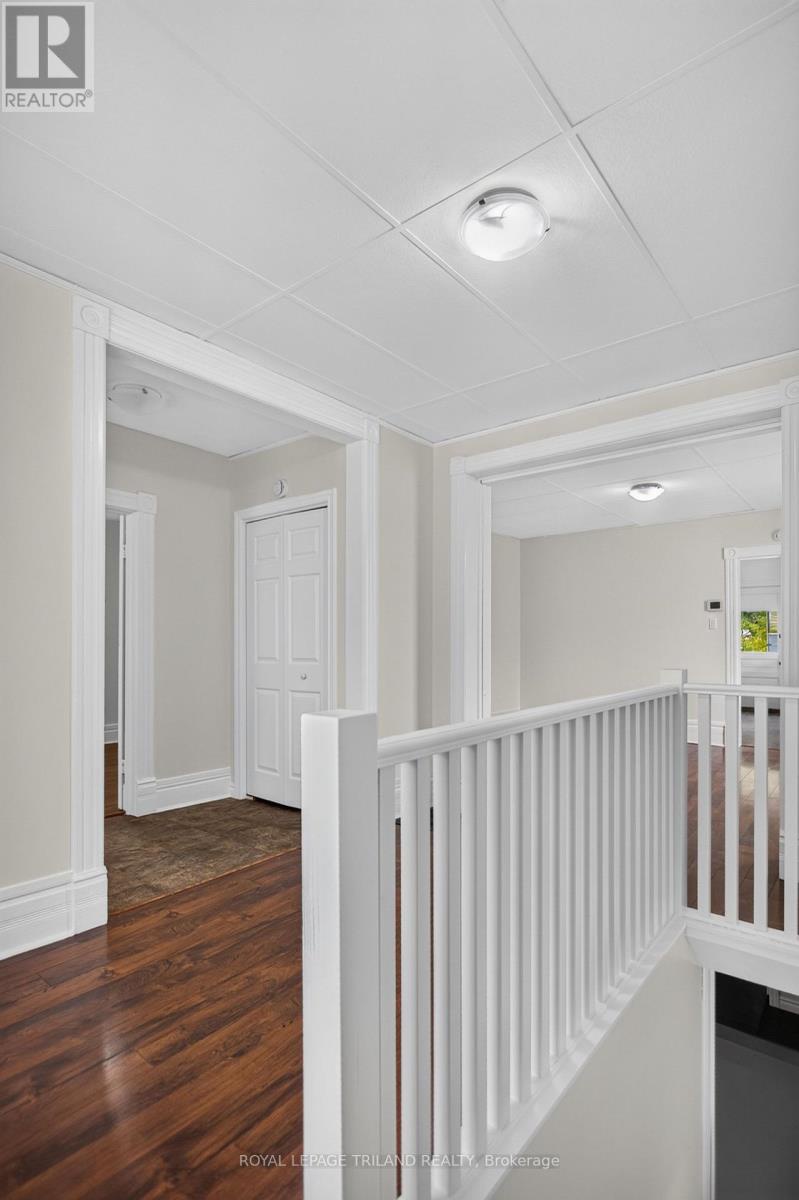 2.5 Antrim Street, St. Thomas, Ontario