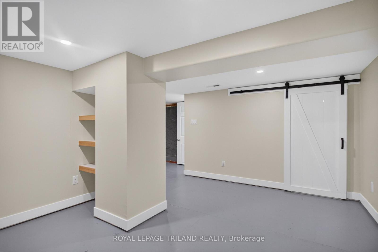 2.5 Antrim Street, St. Thomas, Ontario