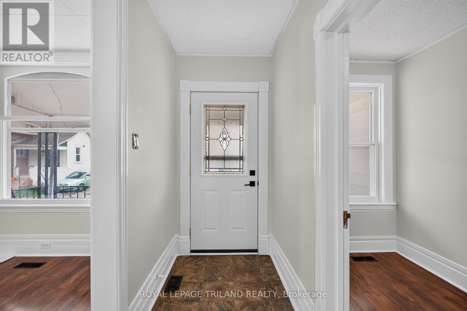 2.5 Antrim Street, St. Thomas, Ontario