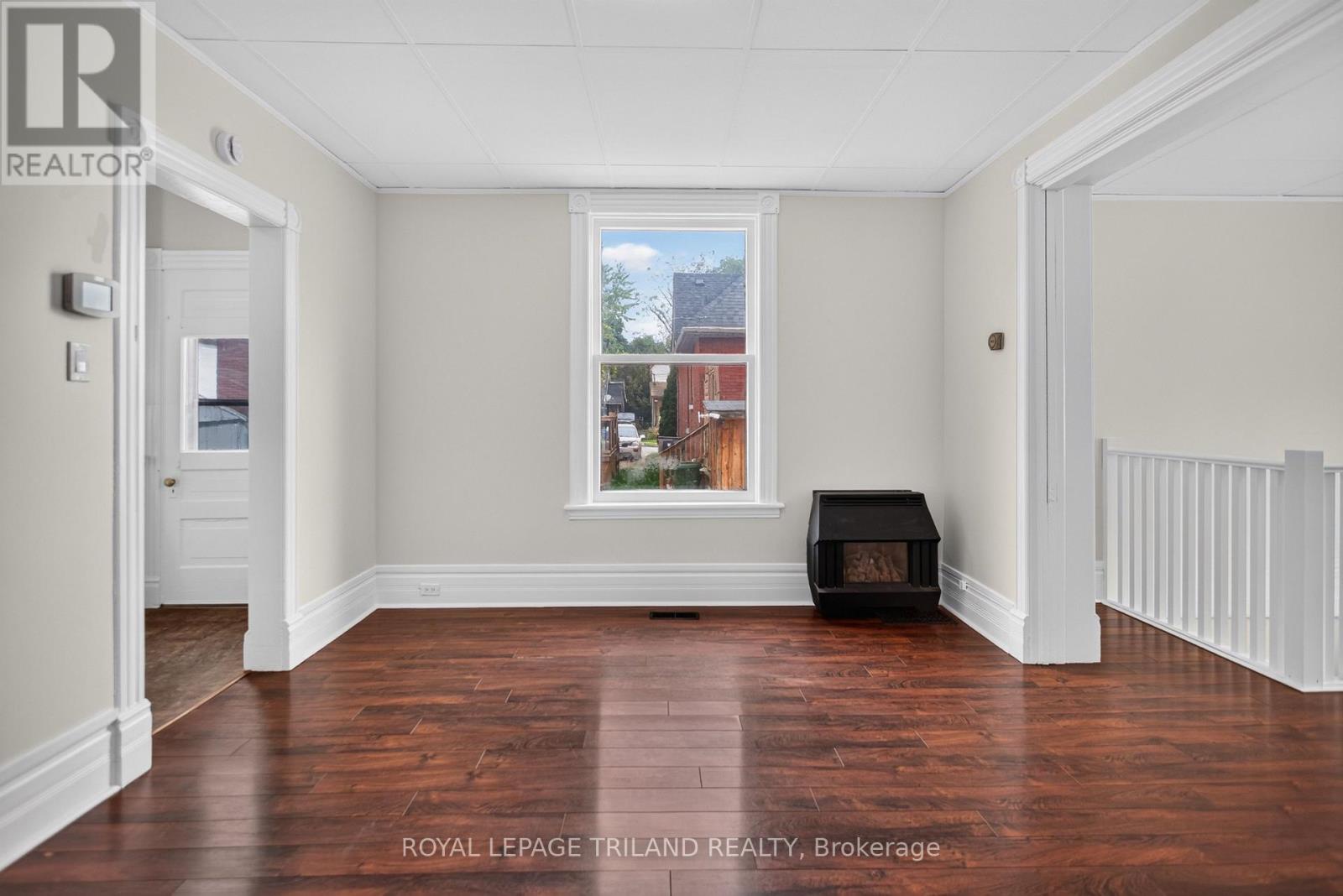 2.5 Antrim Street, St. Thomas, Ontario