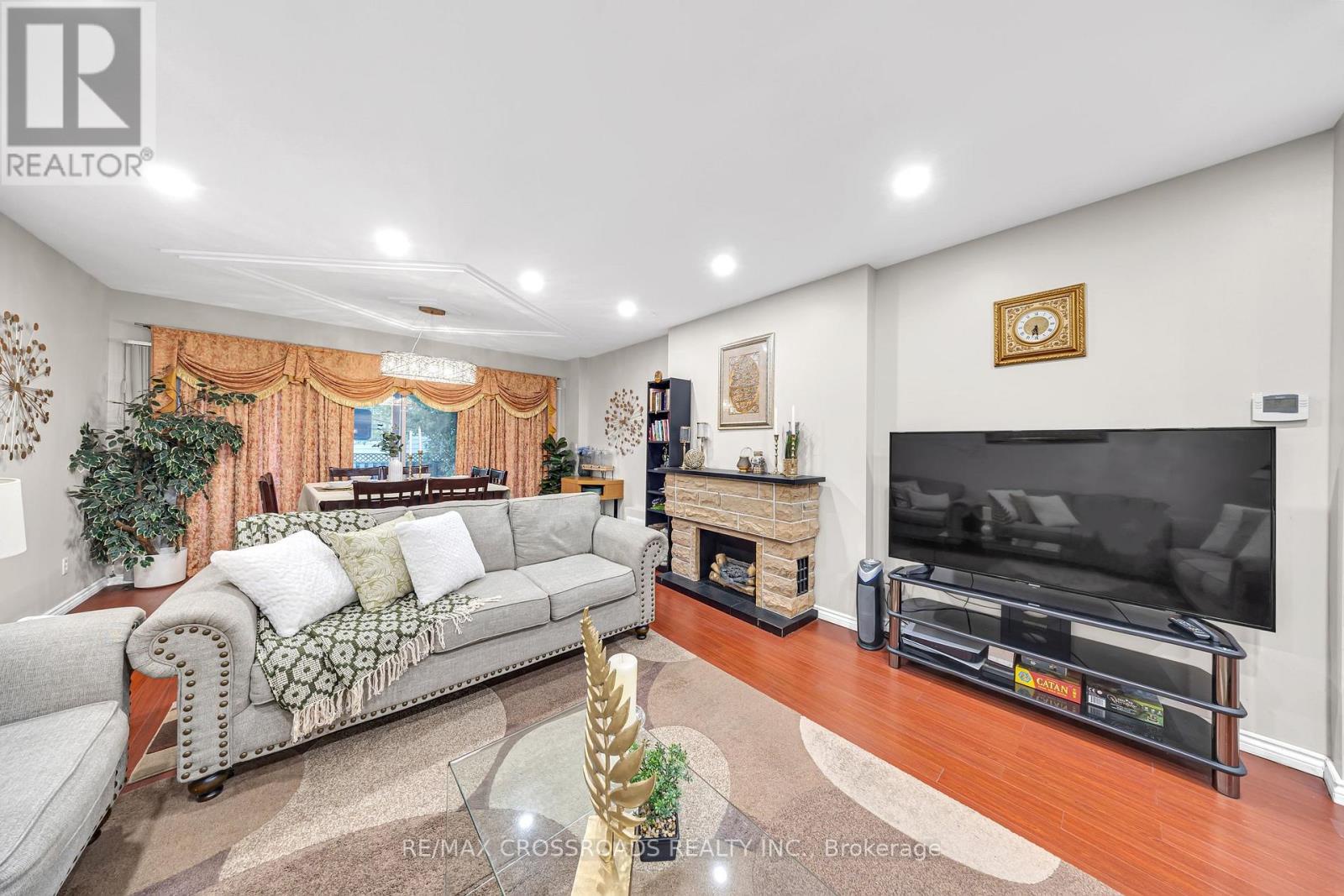 592a Danforth Road, Toronto (clairlea-birchmount), Ontario