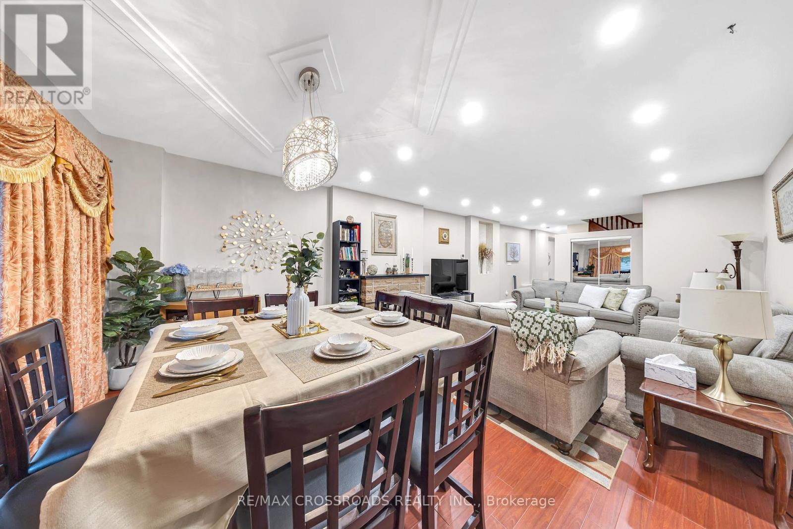 592a Danforth Road, Toronto (clairlea-birchmount), Ontario