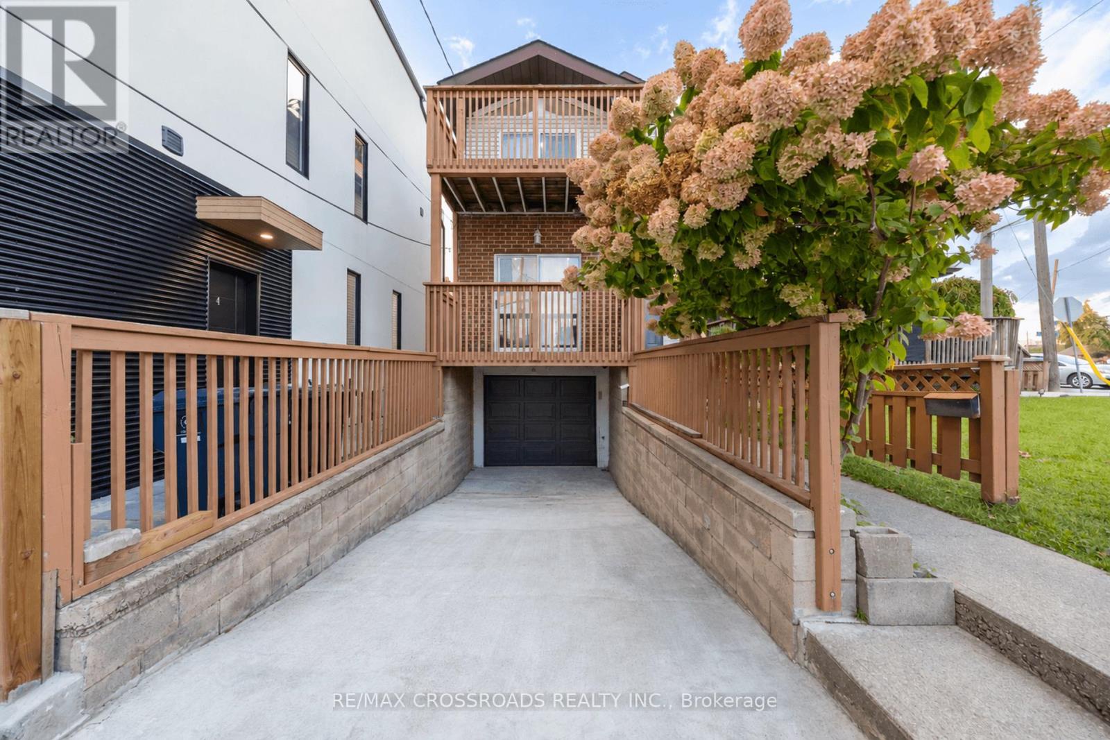 592a Danforth Road, Toronto (clairlea-birchmount), Ontario