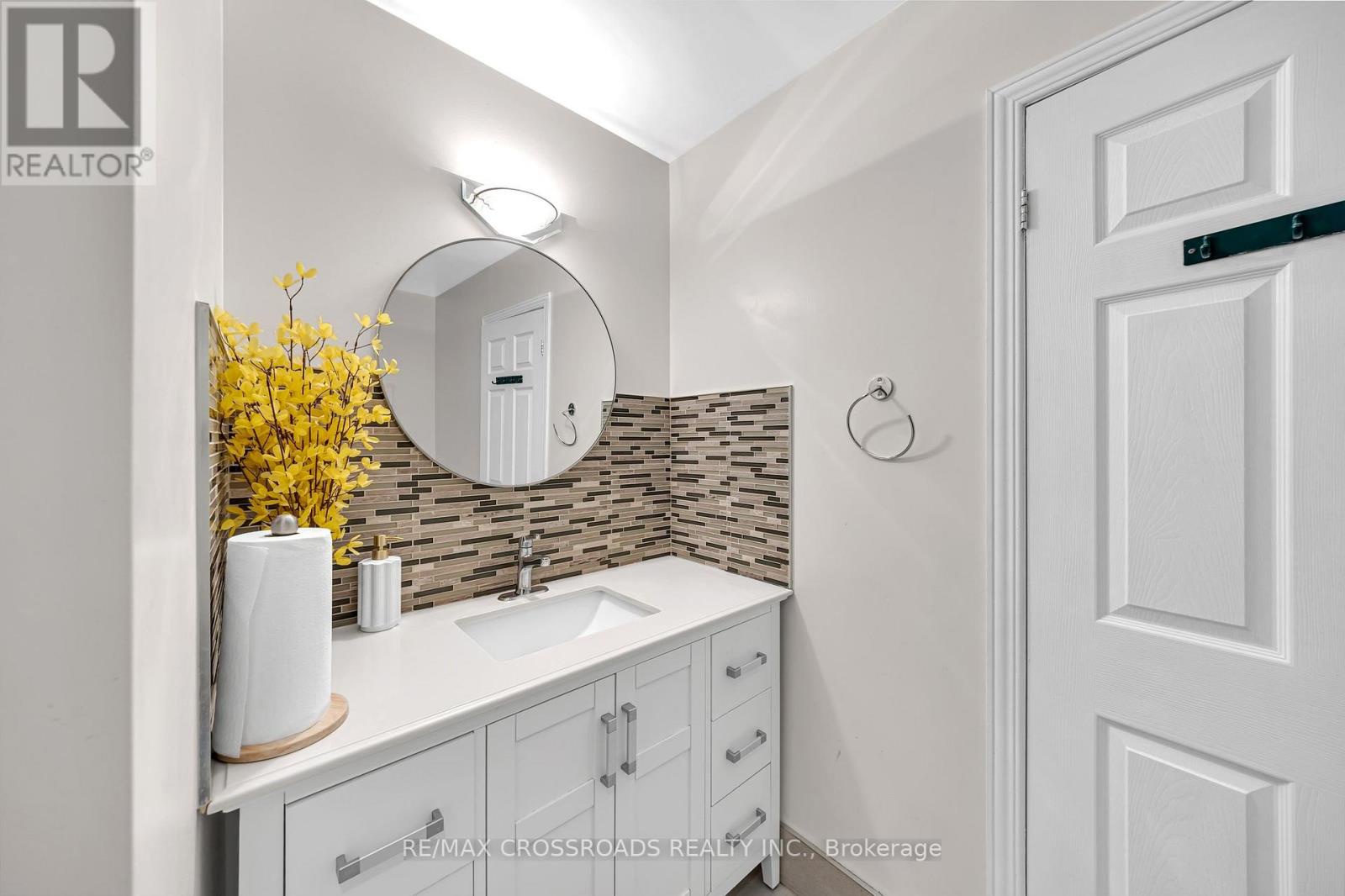 592a Danforth Road, Toronto (clairlea-birchmount), Ontario