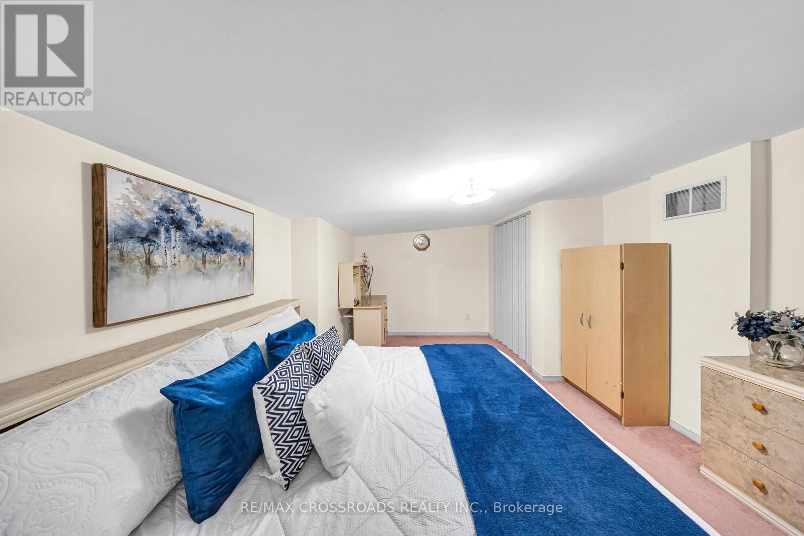 592a Danforth Road, Toronto (clairlea-birchmount), Ontario