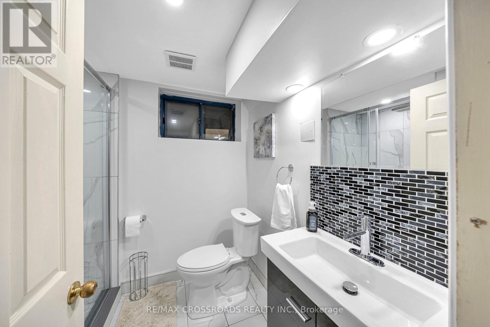 592a Danforth Road, Toronto (clairlea-birchmount), Ontario