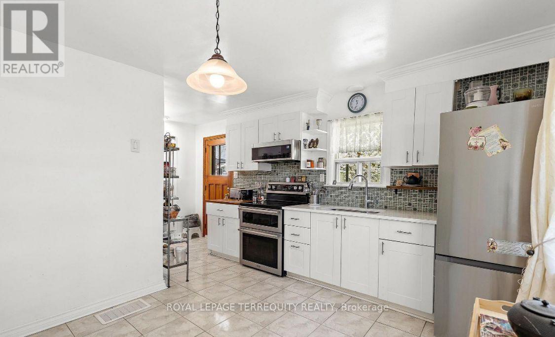 1052 Glengrove Avenue, Toronto (yorkdale-glen Park), Ontario