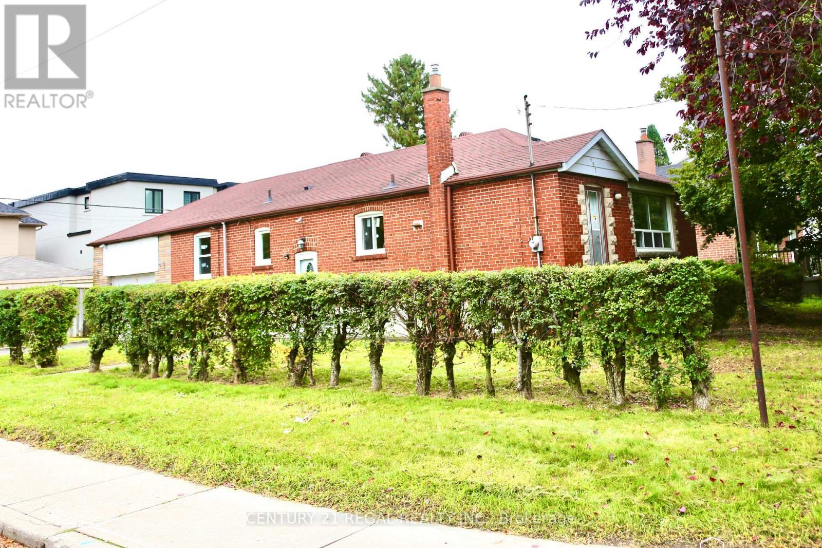 987 Victoria Park Avenue, Toronto (clairlea-birchmount), Ontario