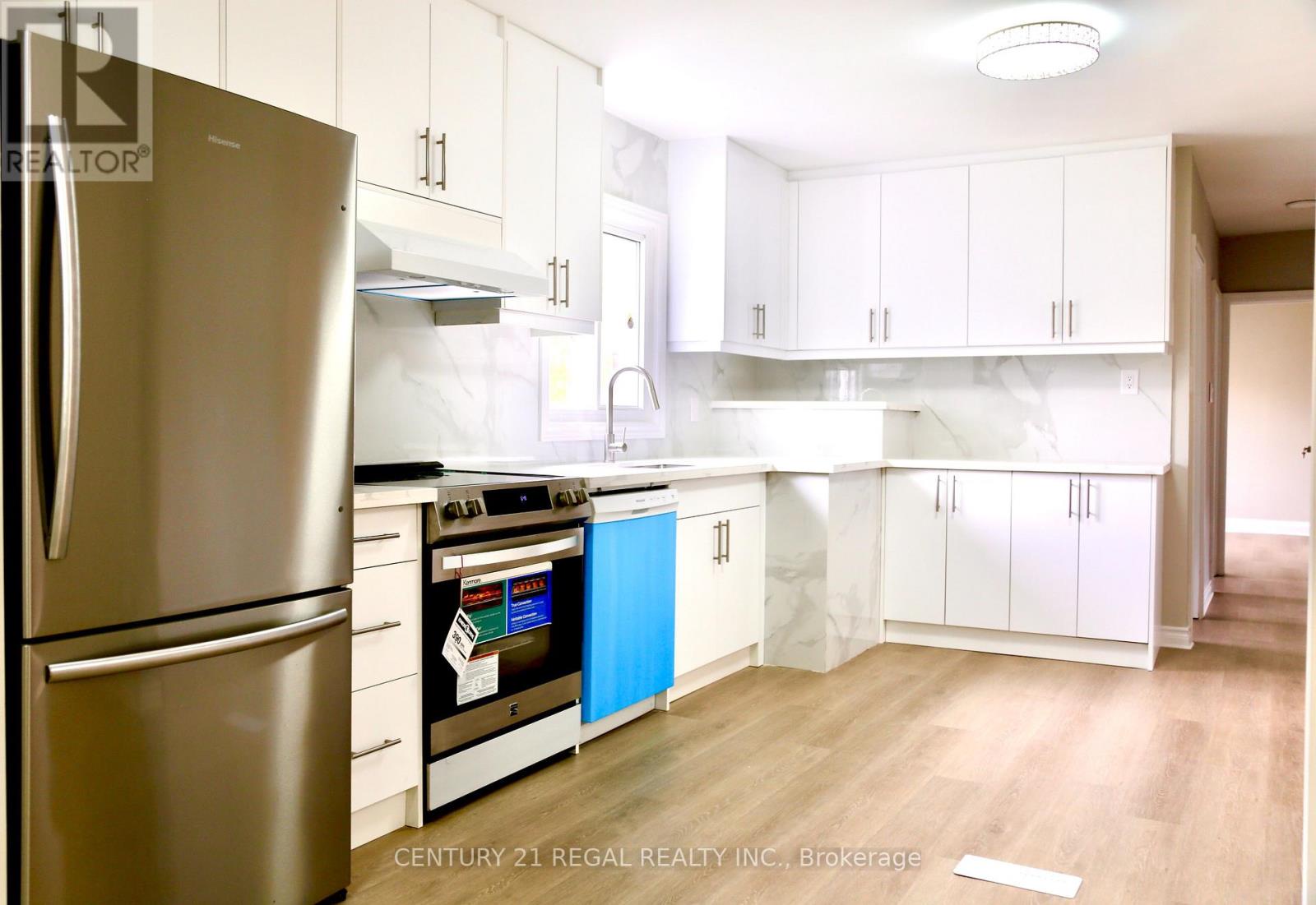987 Victoria Park Avenue, Toronto (clairlea-birchmount), Ontario