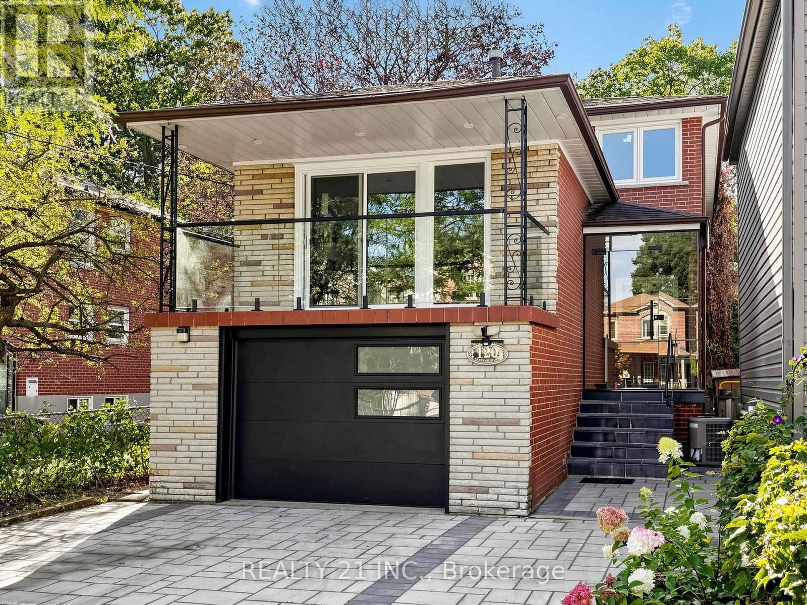 120 Queensbury Avenue, Toronto (birchcliffe-cliffside), Ontario