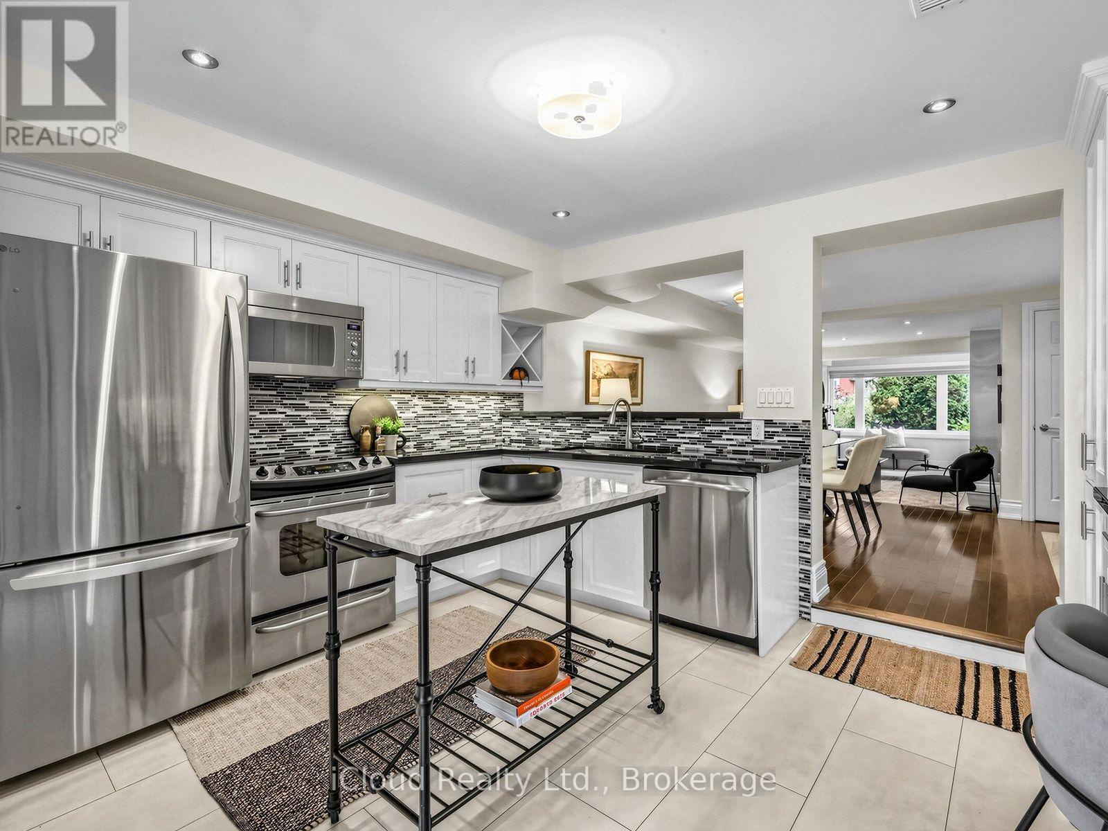 54 Arundel Avenue, Toronto (playter Estates-danforth), Ontario