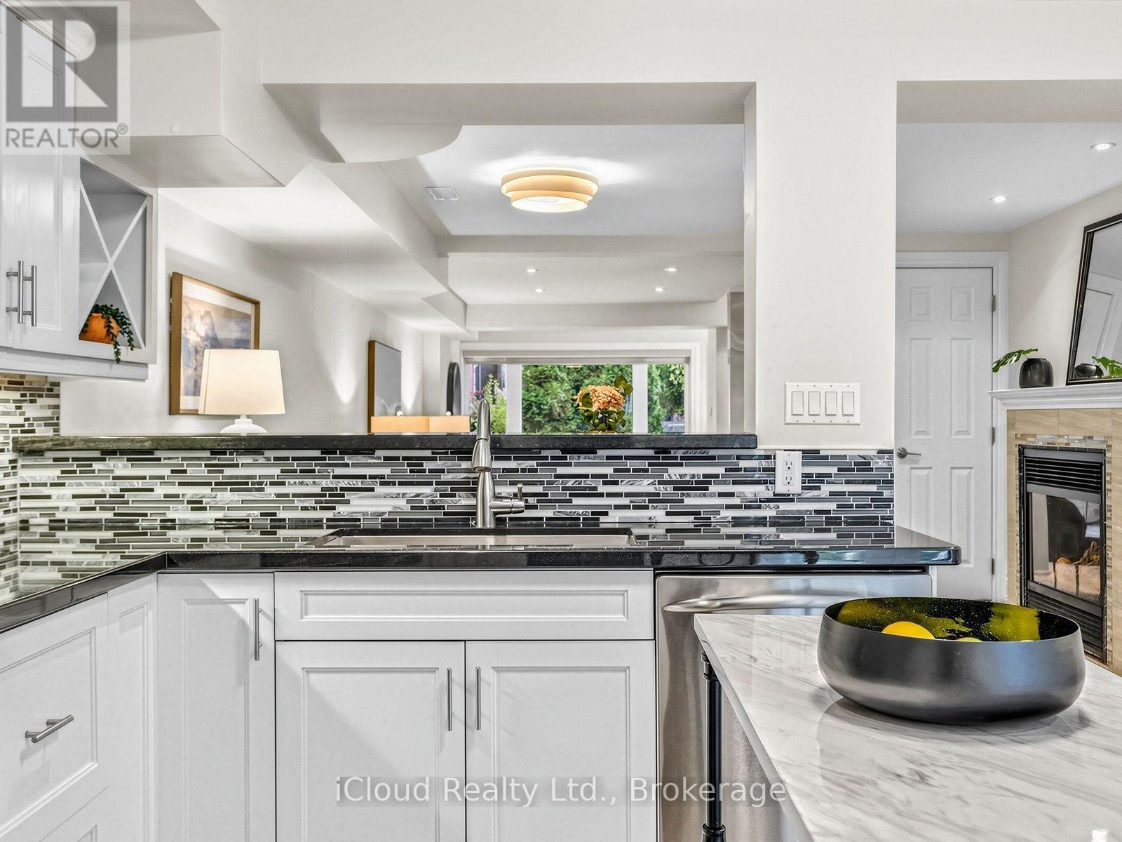 54 Arundel Avenue, Toronto (playter Estates-danforth), Ontario