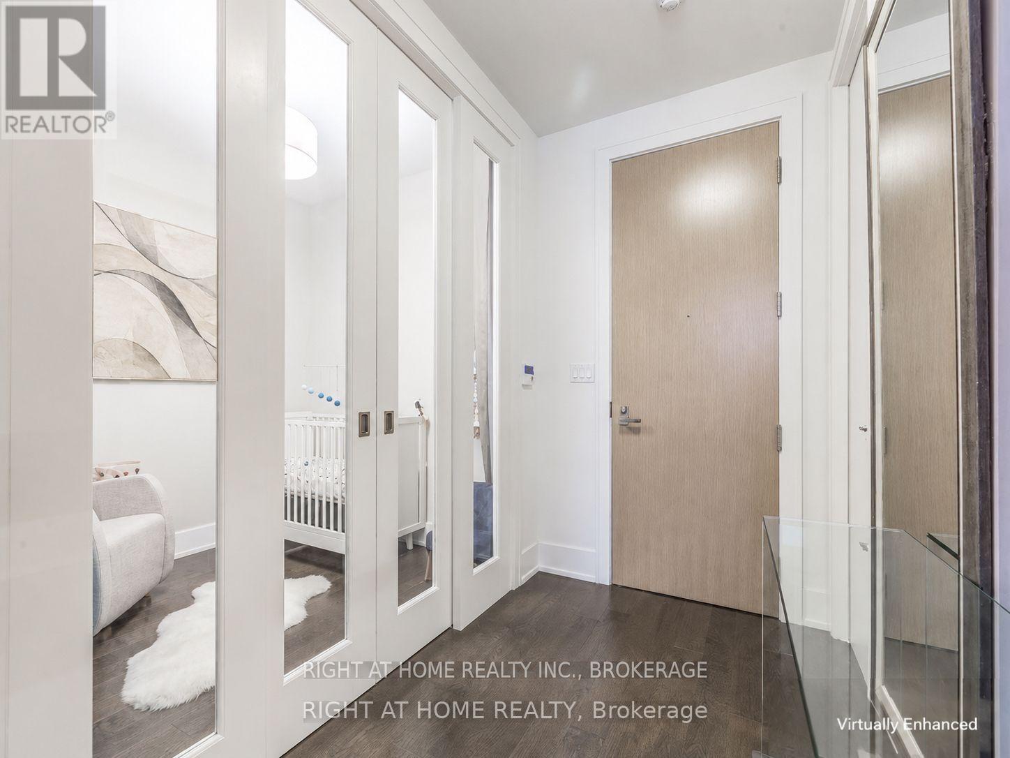 807 - 39 Queens Quay E, Toronto (waterfront Communities), Ontario