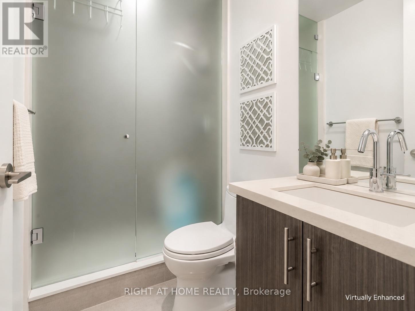 807 - 39 Queens Quay E, Toronto (waterfront Communities), Ontario