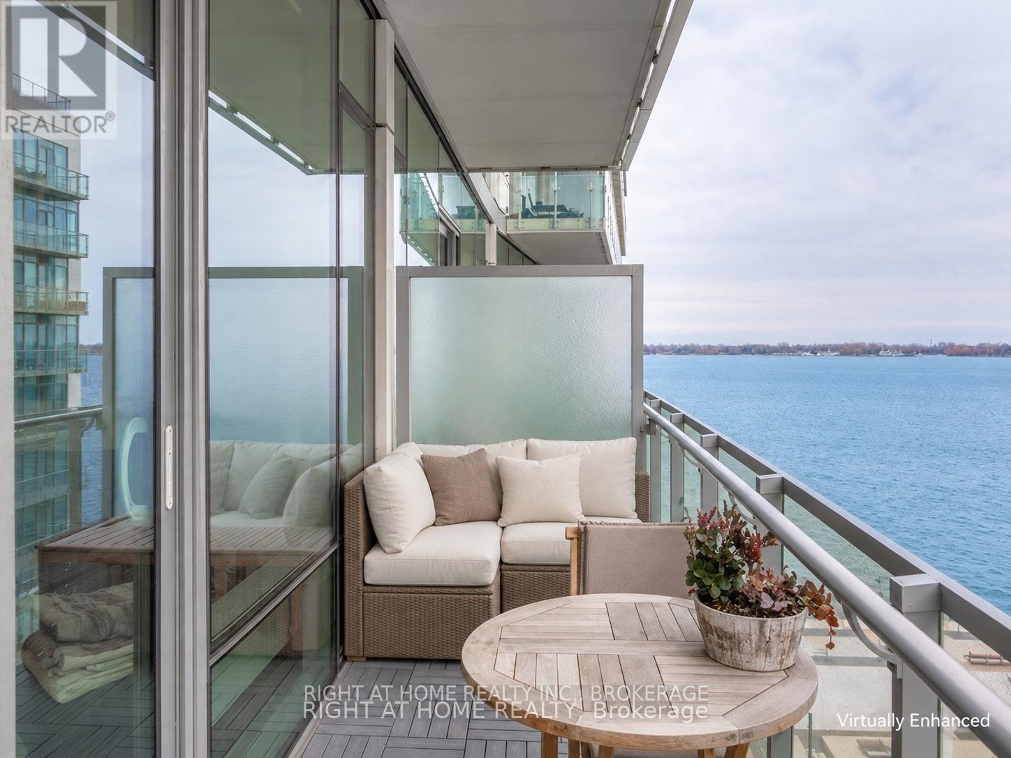 807 - 39 Queens Quay E, Toronto (waterfront Communities), Ontario