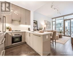 807 - 39 QUEENS QUAY E